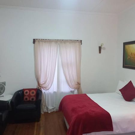 Villelodge Accommodation Lüderitz المظهر الخارجي الصورة