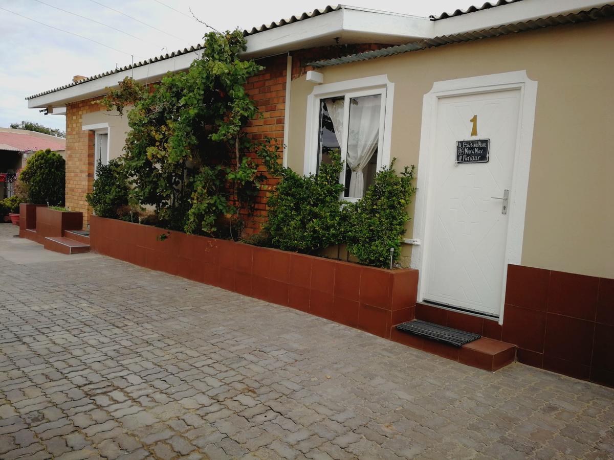 Villelodge Accommodation Lüderitz المظهر الخارجي الصورة